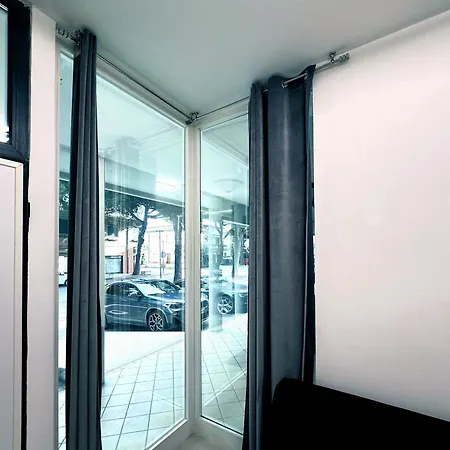 Apartment Dubai Marina, 300 Meters From The Sea *